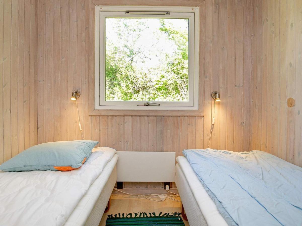 8 Person Holiday Home In Tranek R Транекер Экстерьер фото
